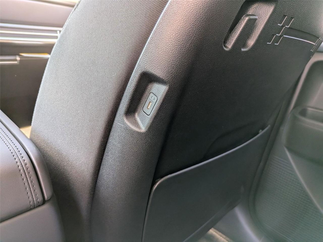 New 2026 Phantom Black Hyundai SE image 28