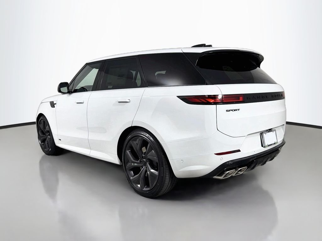 New 2026 Fuji White Land Rover Dynamic SE image 7