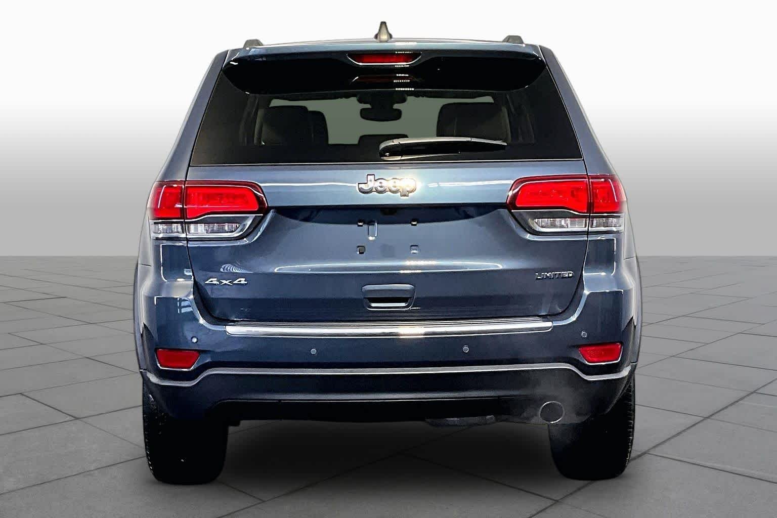 Used 2021 Slate Blue Pearlcoat Jeep Limited image 5