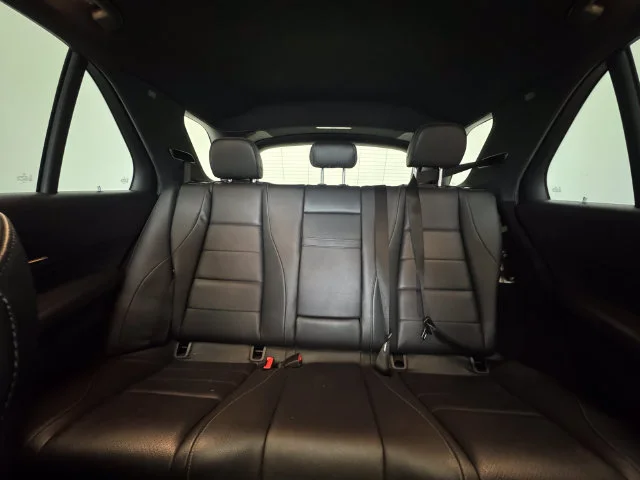 Used 2020 Polar White Mercedes-Benz GLE 350 image 7