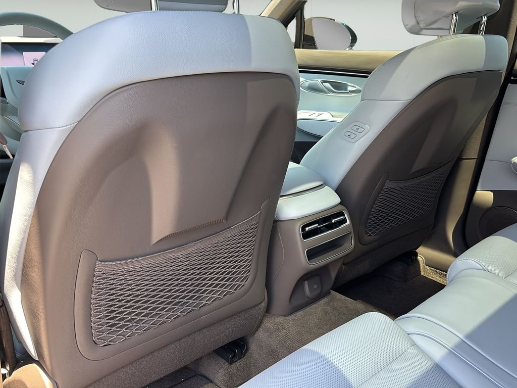2026 GENESIS GV70 Advanced - Photo 17