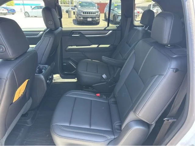2025 GMC Acadia Elevation - Photo 18