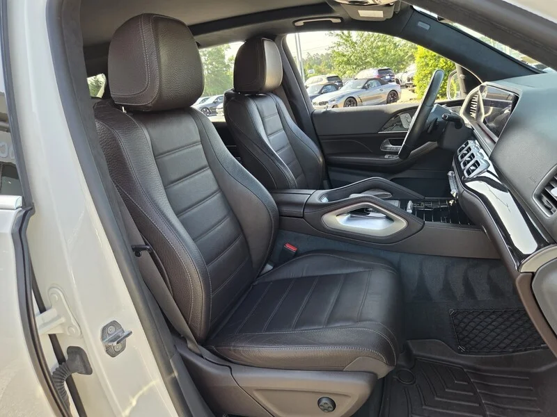 Used 2020 Polar White MERCEDES-BENZ GLE 350 4MATIC® SUV image 23