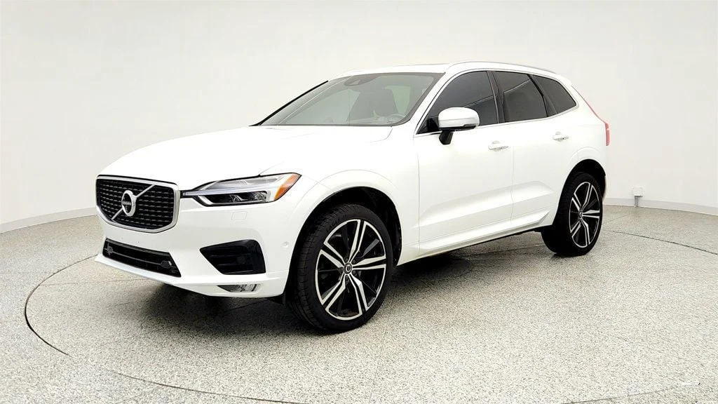 2019 Volvo XC60 T6 R-Design AWD's photo