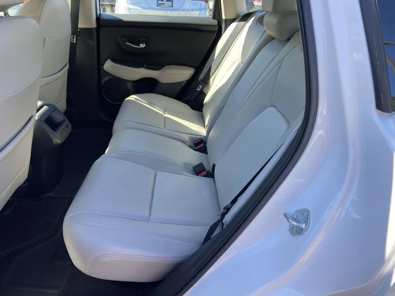 Used 2024 White Honda LX 2WD CVT image 9