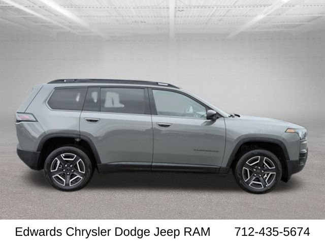 New 2026 Sting-Gray Clear-Coat Exterior Paint Jeep Limited image 11