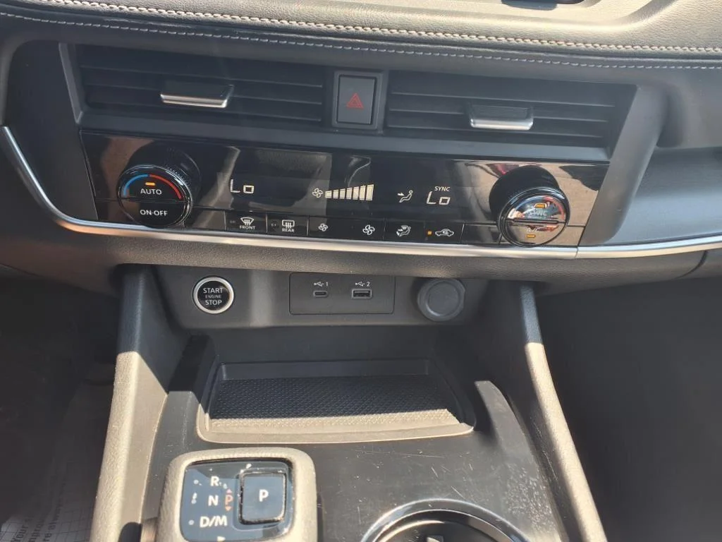 2023 Nissan Rogue SV - Photo 14