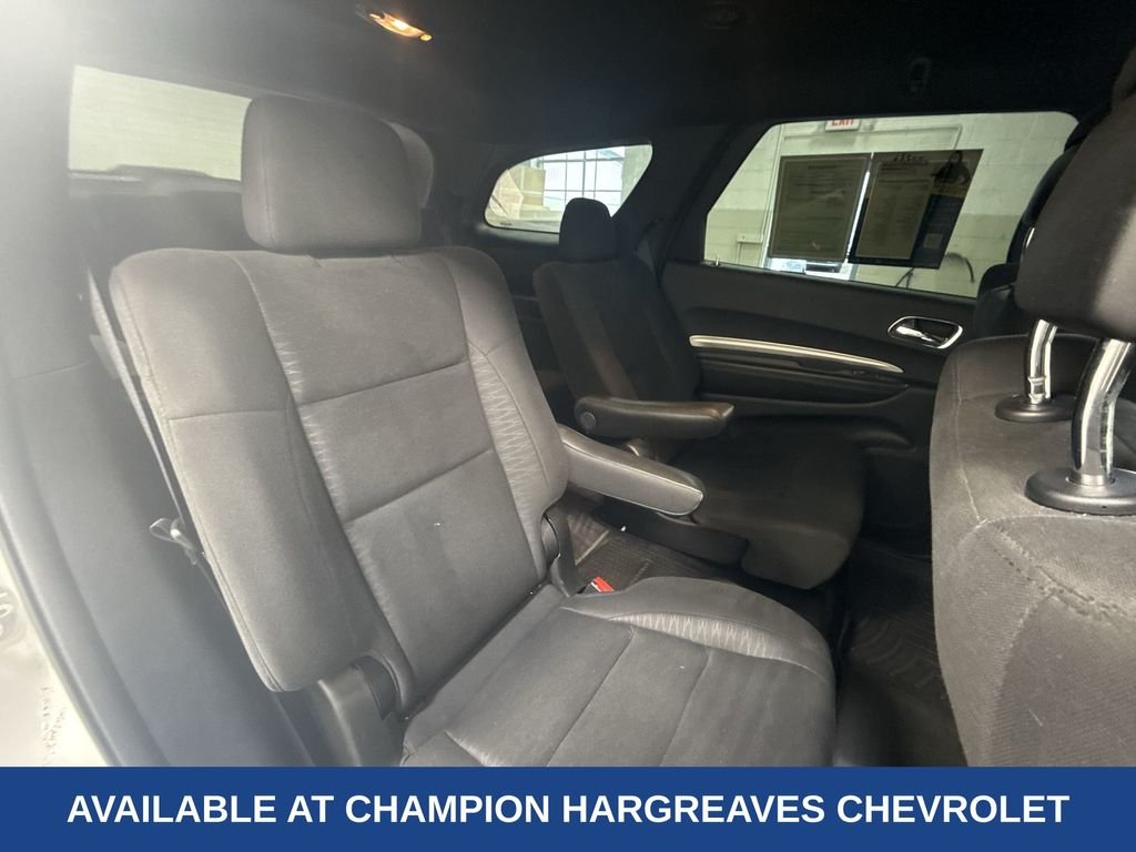 Used 2018 White Dodge SXT image 36