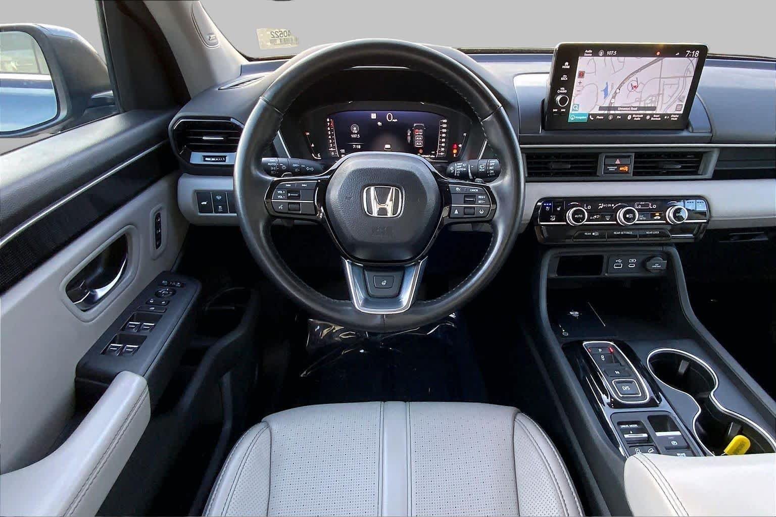 Used 2023 Obsidian Blue Pearl Honda Elite image 6