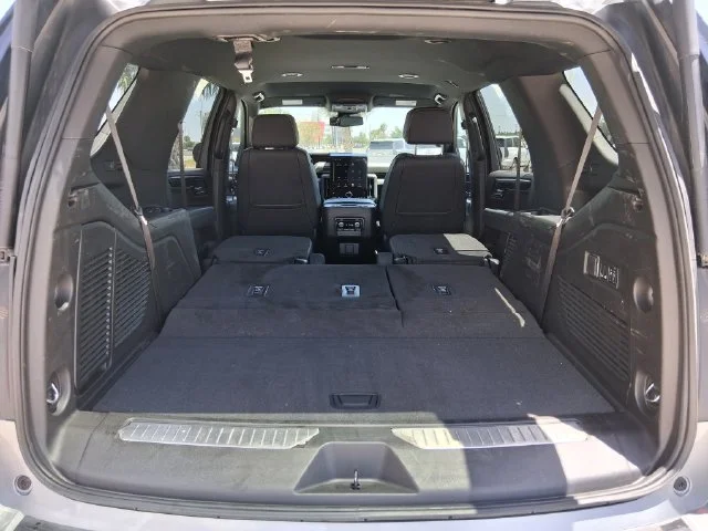 Used 2025 Silver GMC AT4 image 6