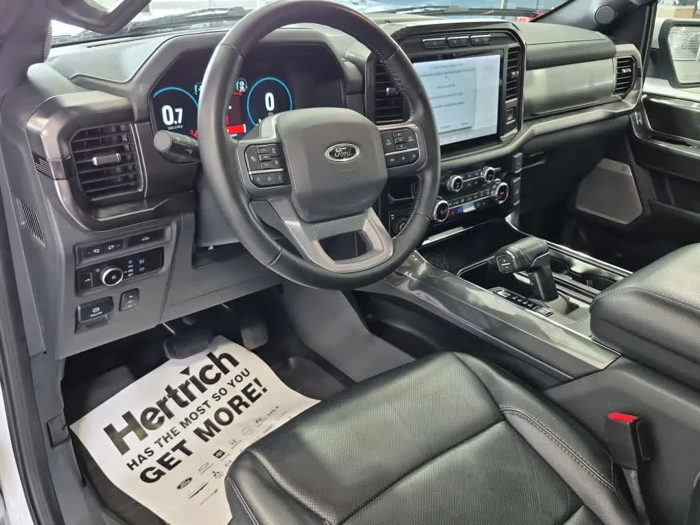 Certified Used 2023 Oxford White Ford LARIAT image 12