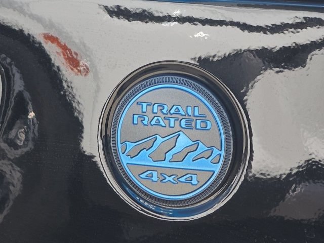 Used 2024 Black Clearcoat Jeep High Altitude image 14