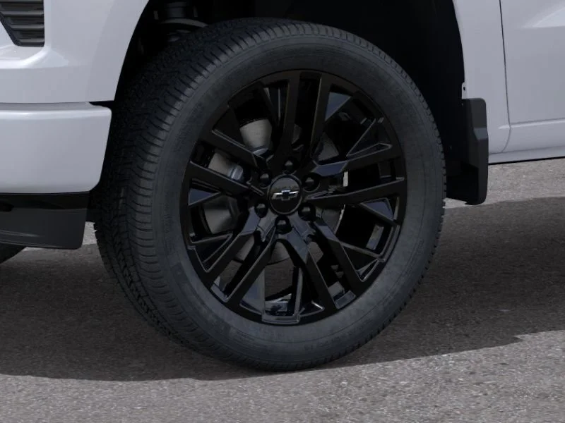 New 2026 Summit White Chevrolet RST image 15