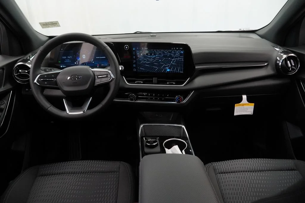New 2027 Summit White Chevrolet LT image 8