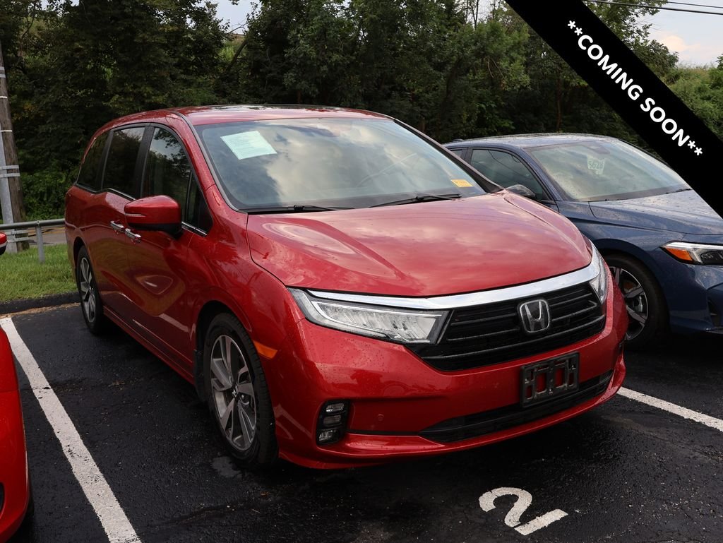 Used 2023 Red Honda Touring image 1