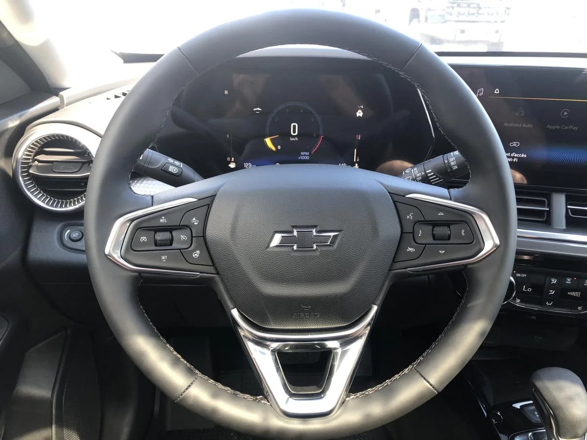 New 2026 Grey Chevrolet Fwd 4dr Activ image 13