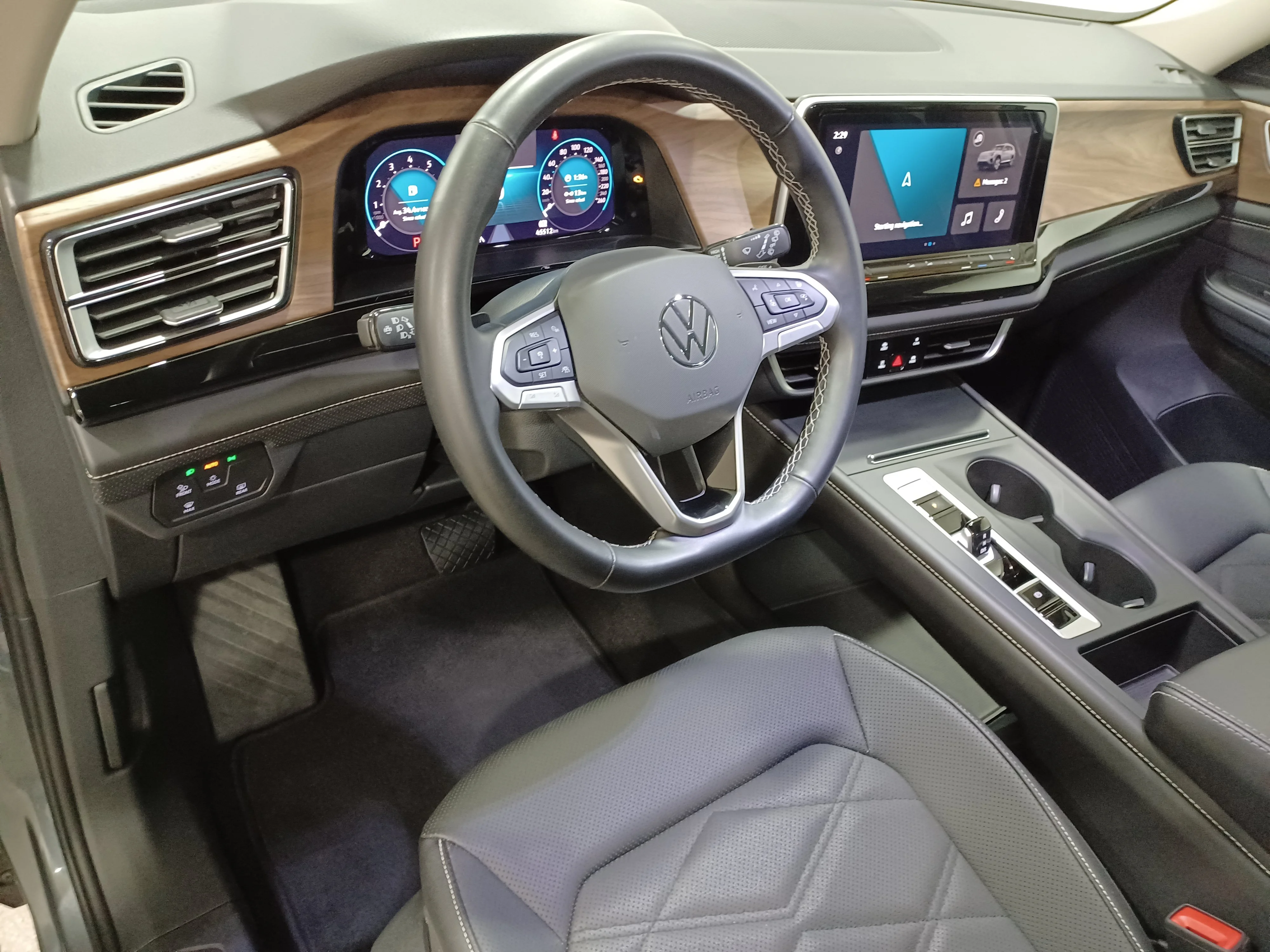 Certified Used 2025 Platinum Gray Metallic Volkswagen Comfortline 4Motion*7 Pass | AWD | Adaptive Cruise | Remote Start | Cooled Leather | Htd Wheel image 13