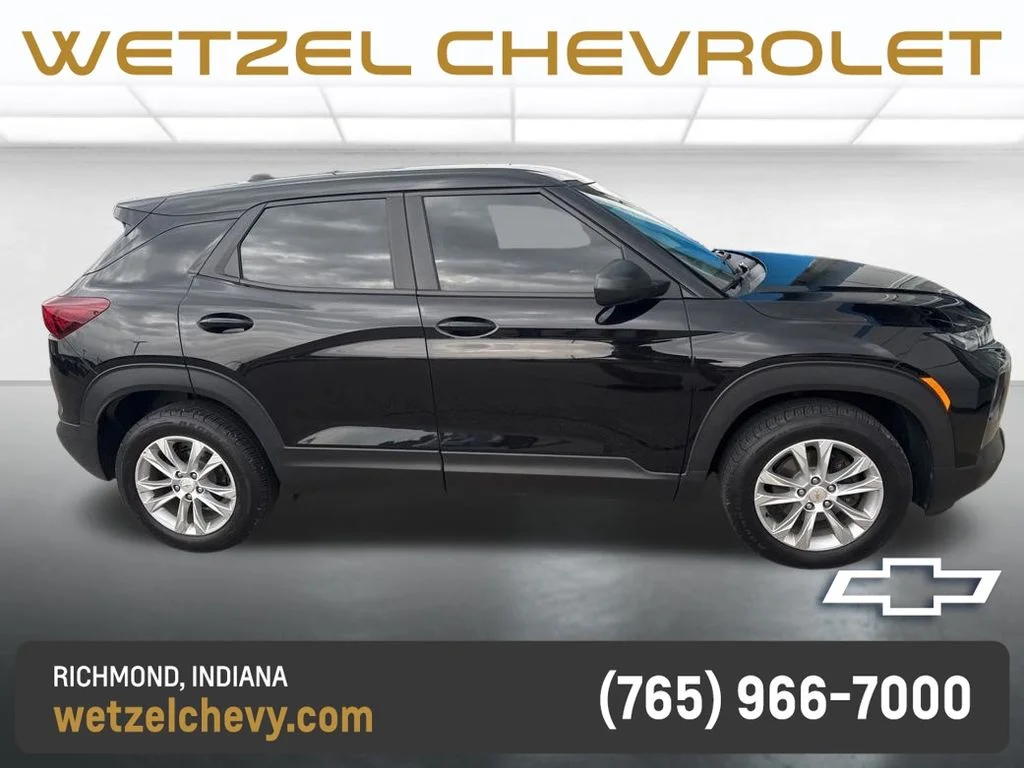 Used 2021 Black Chevrolet LS image 4