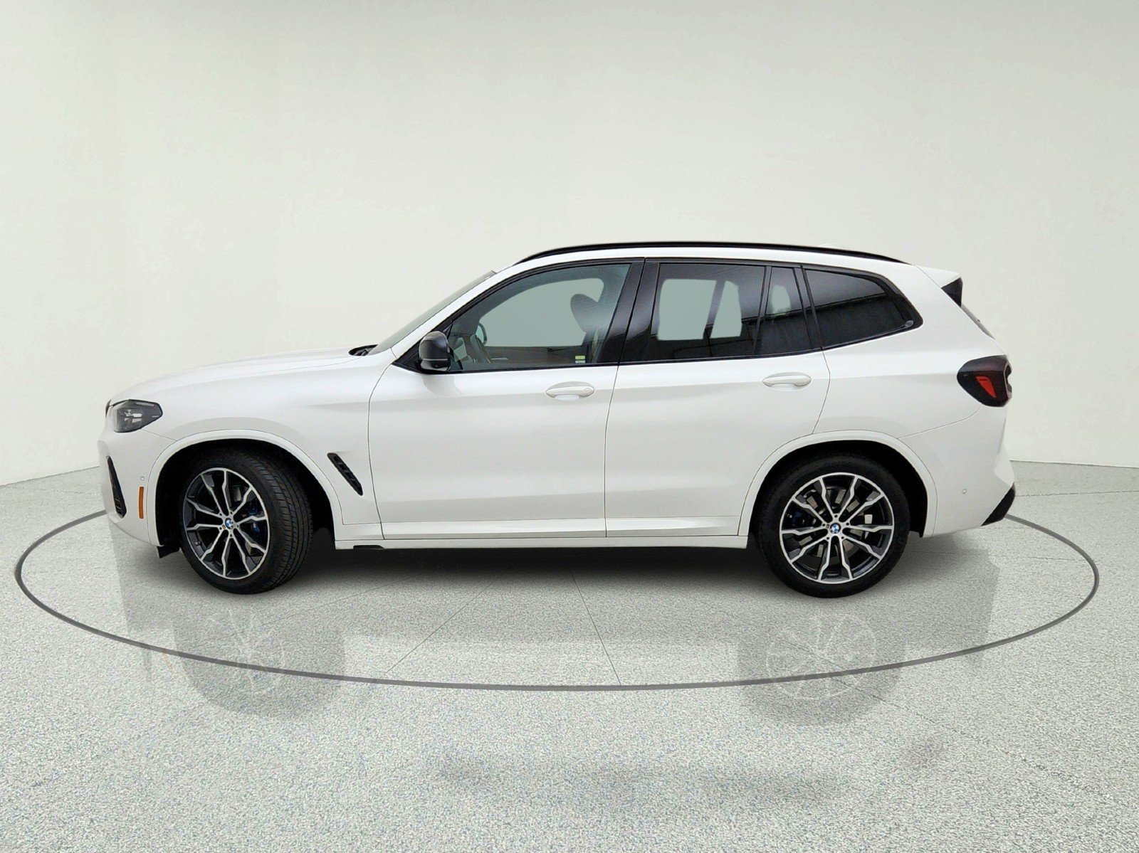 Used 2023 Alpine White BMW M40i image 14