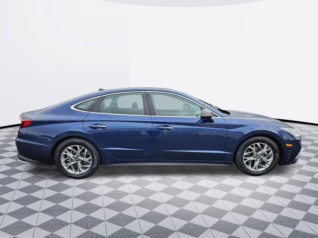 Used 2020 Stormy Blue Hyundai SEL image 7