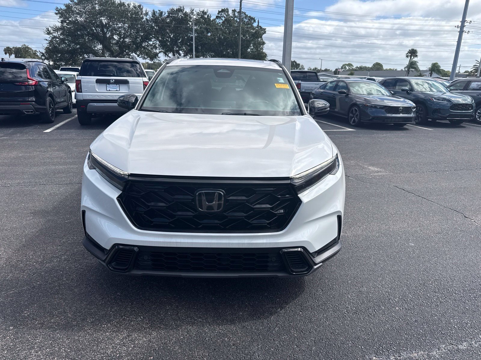 Certified Used 2025 Gray Honda Sport-L image 2