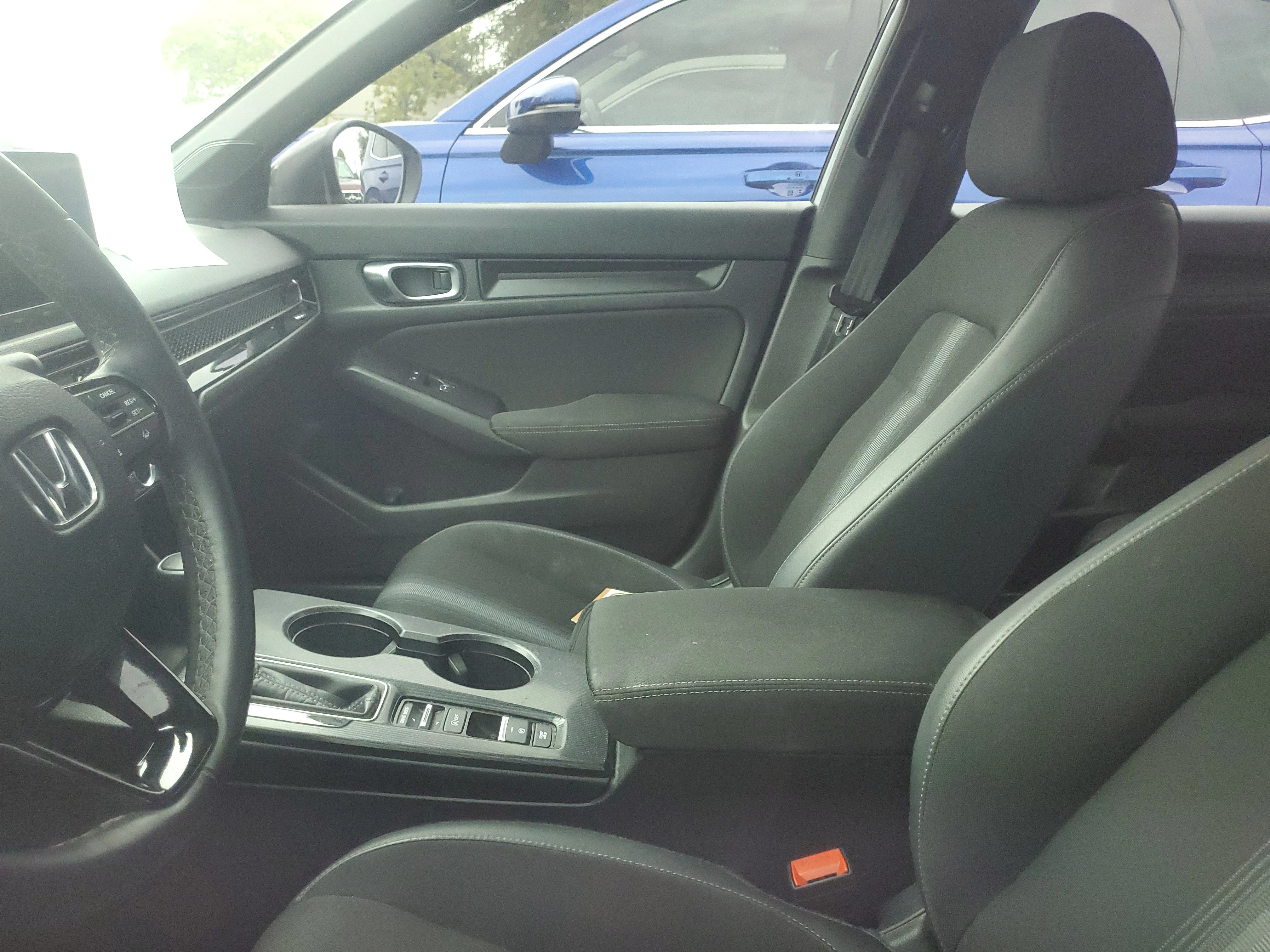 Used 2023  Honda Sport image 9