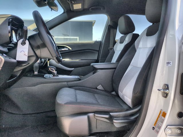 2026 Chevrolet Trax RS - Photo 18