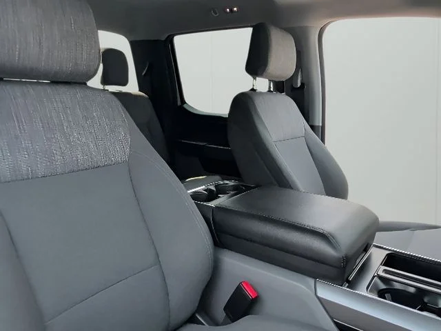 Used 2023 White Ford XLT image 44