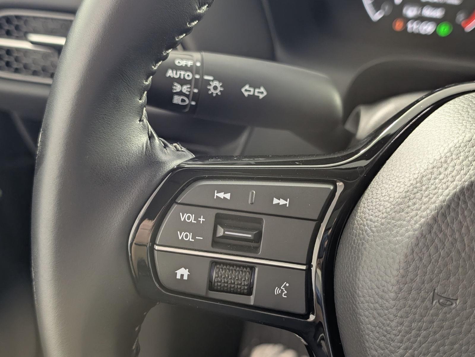 2025 Honda HR-V EX-L - Photo 16