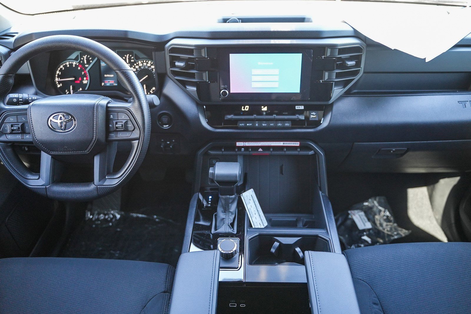 2025 Toyota Tundra SR5 - Photo 13