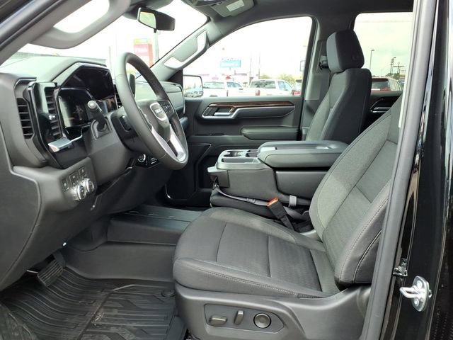 New 2026 Onyx Black GMC Elevation image 12
