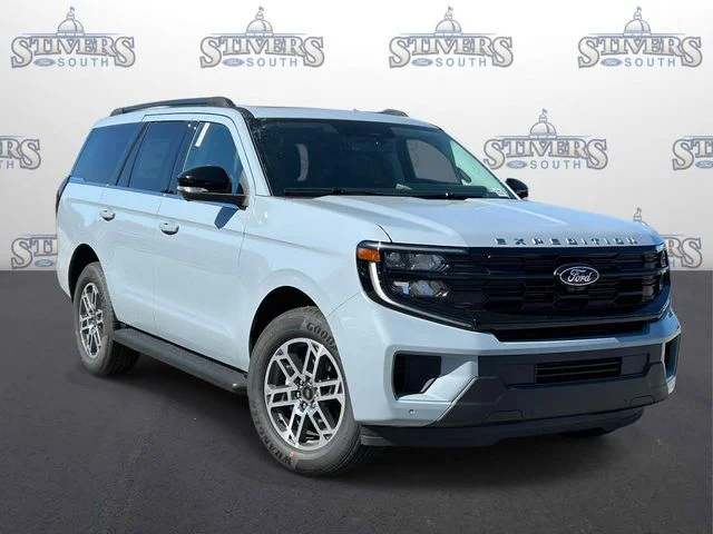 2026 Ford Expedition Active's photo