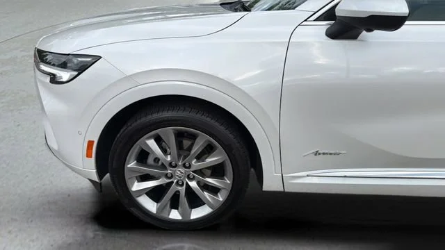 Used 2023 White Frost Tricoat Buick Avenir image 35
