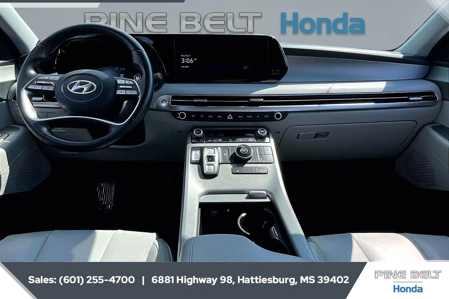 Used 2025 Abyss Black Pearl Hyundai SEL image 13