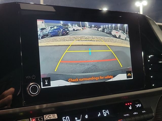 Used 2025  Toyota SE image 16