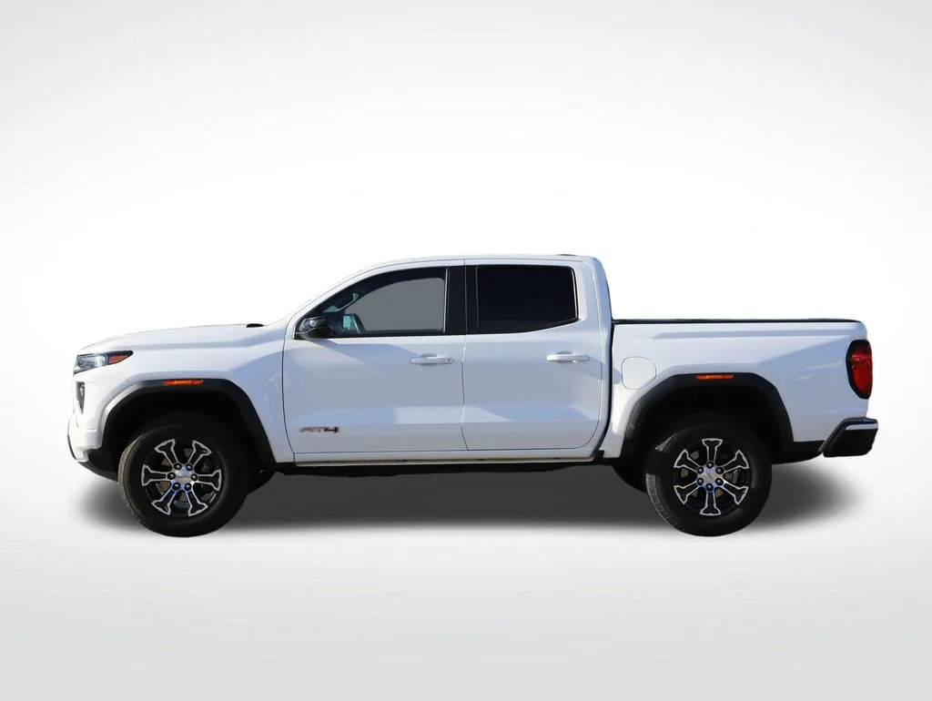 Used 2024 GMC Canyon AT4 with VIN 1GTP6DEK3R1157690 for sale in Minneapolis, Minnesota
