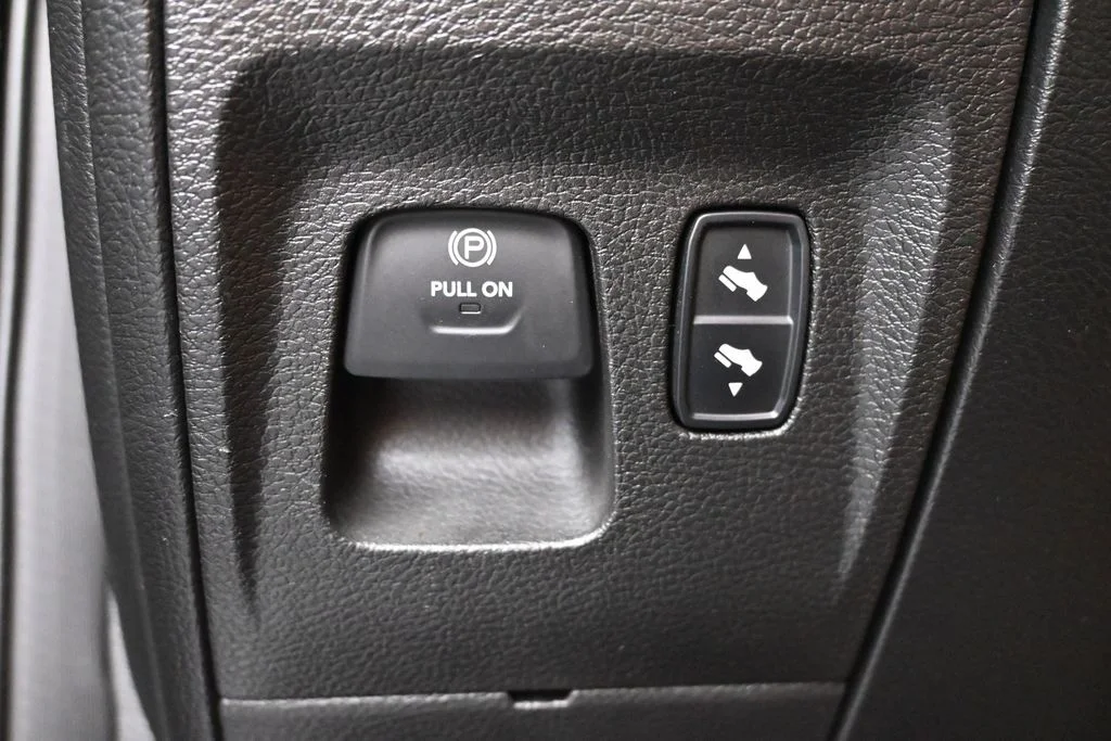 Used 2020 Black Ram Rebel image 13