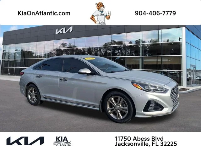 Used 2019 Silver Hyundai Sport image 1