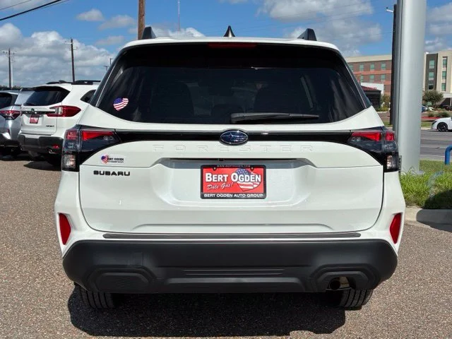 New 2026 CRYSTAL WHITE PEARL Subaru Premium image 6