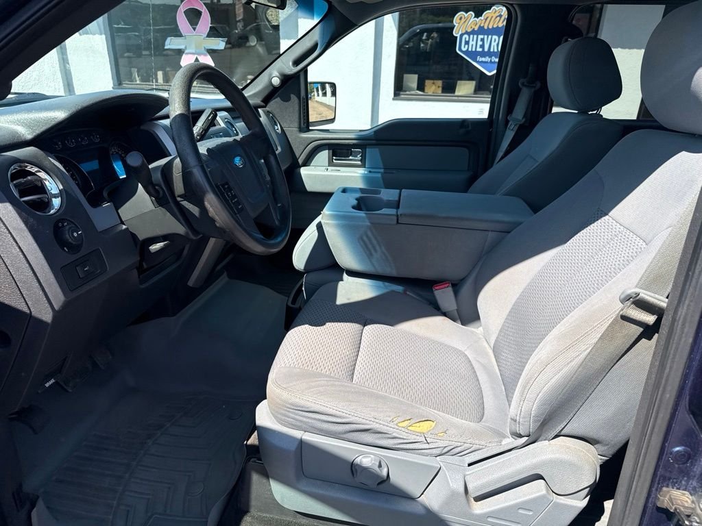 Used 2013 Blue Ford XLT image 23