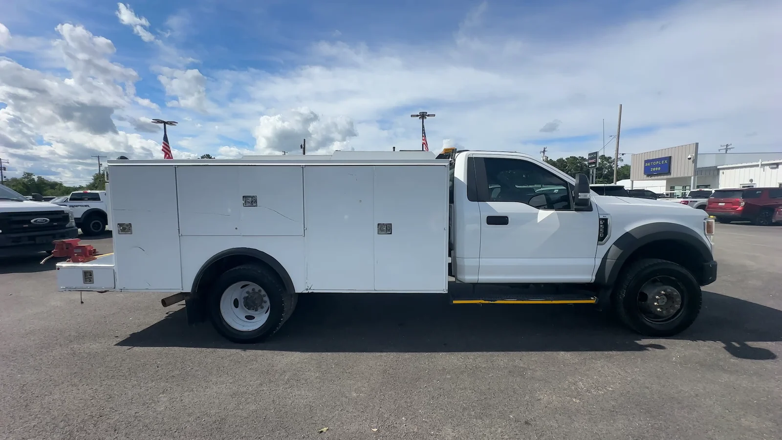 Used 2020 White Ford XL image 8