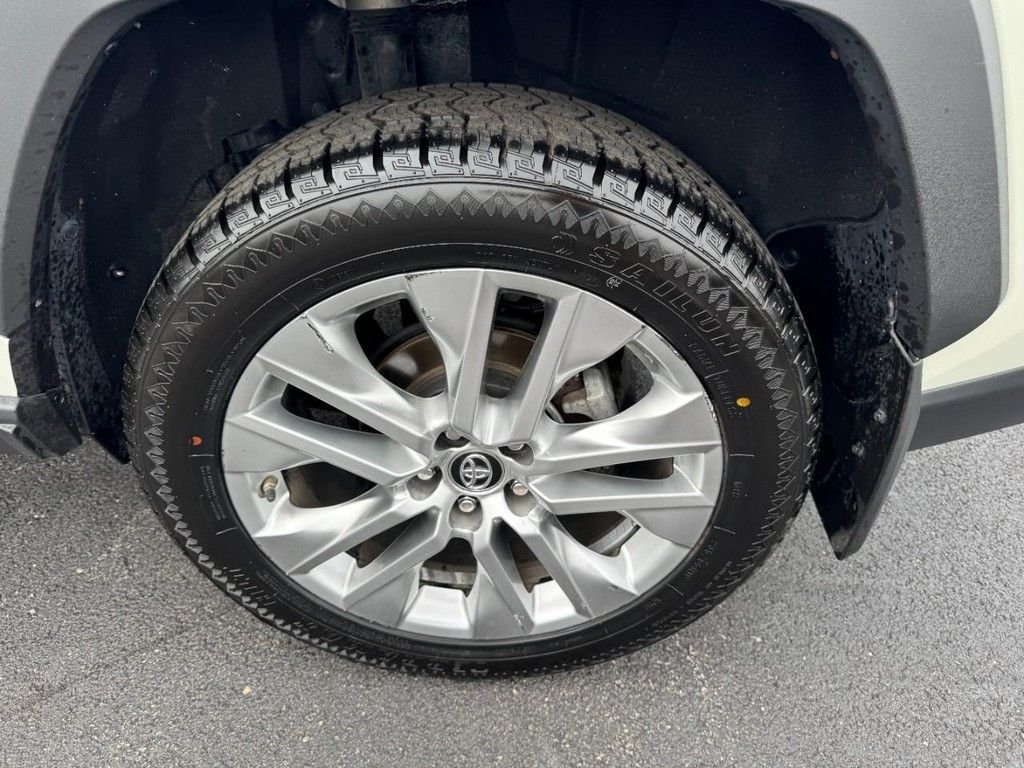 Used 2019 White Toyota Limited image 7
