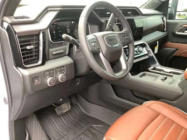 2026 GMC Sierra 3500HD Denali Ultimate - Photo 16
