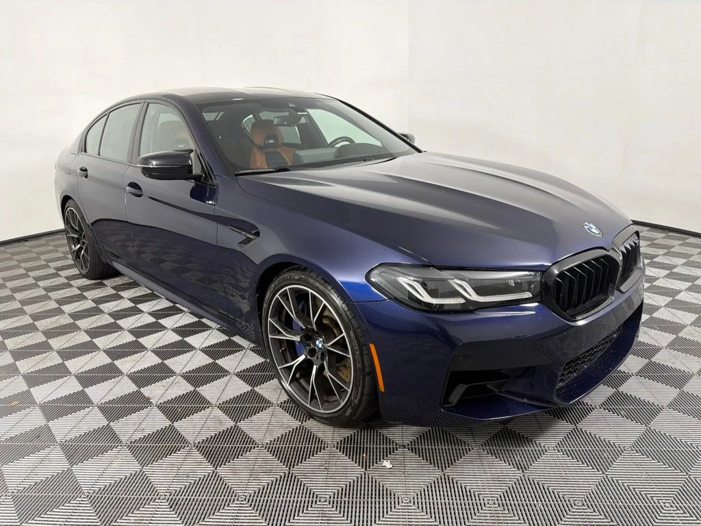 Used 2023 Tanzanite Blue II Metallic BMW Base image 3