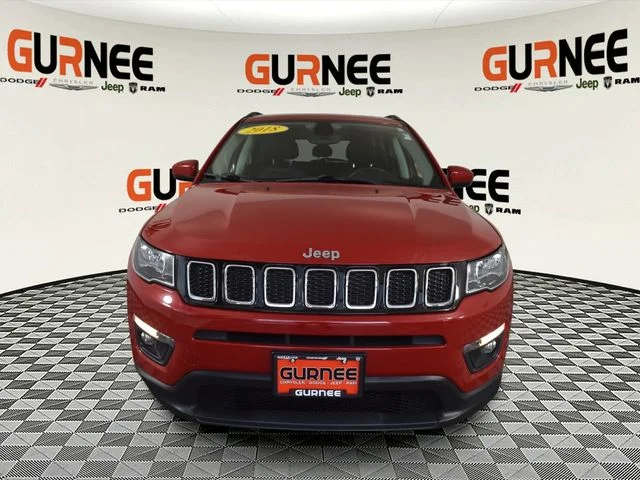 Used 2018 Red Jeep Latitude image 9