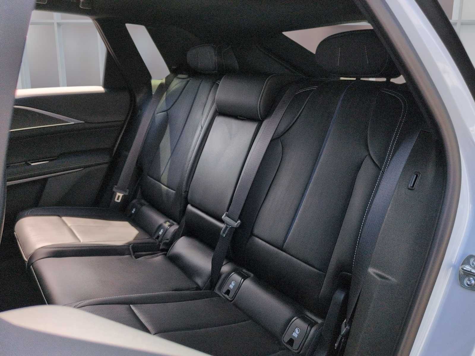 2026 Cadillac LYRIQ Sport - Photo 25