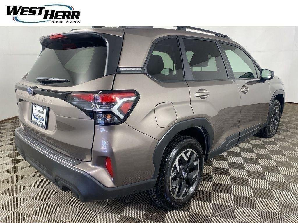 Used 2025 Brilliant Bronze Metallic Subaru Premium image 49