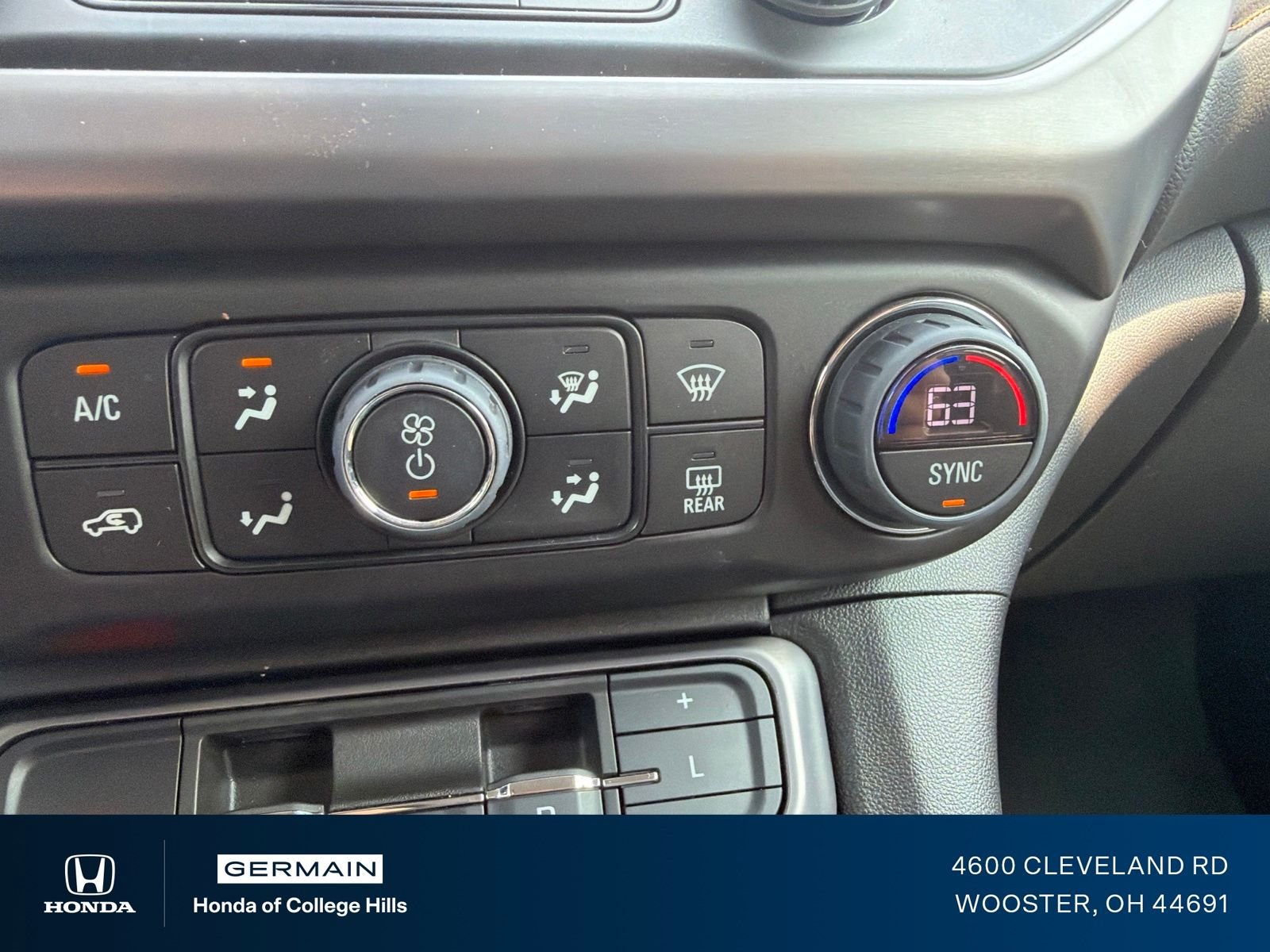 2023 GMC Acadia AT4 - Photo 22