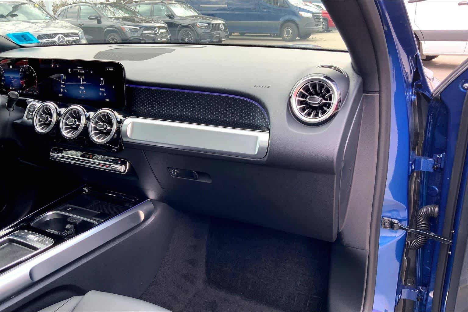 New 2026 Starling Blue Metallic Mercedes-Benz GLB 250 image 19