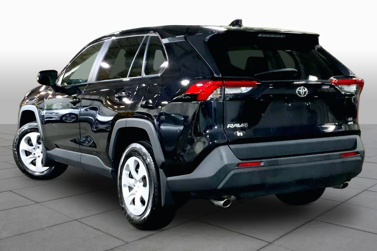 Used 2025 Midnight Black Metallic Toyota LE image 12